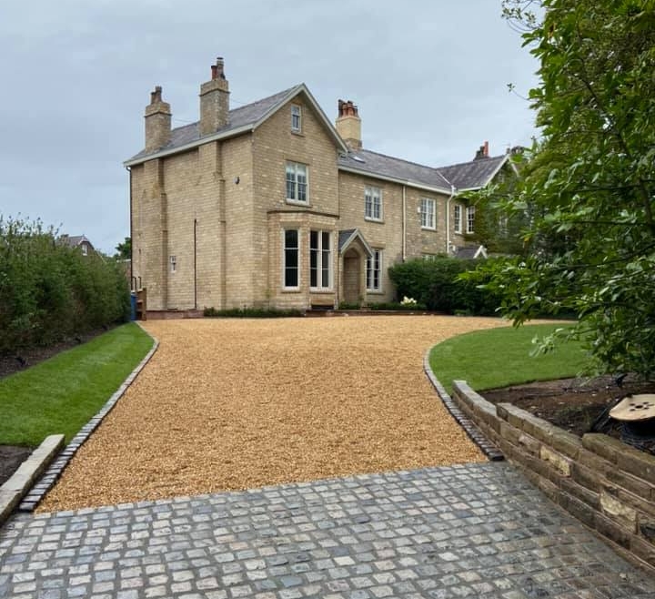 Garden & Driveway, Bowdon